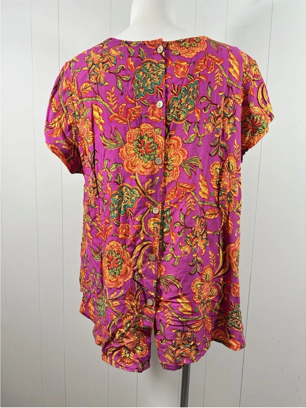NEW Jones New York Size 2X Short Sleeve Pink Floral Top Tunic Back Button Rayon - Picture 4 of 8